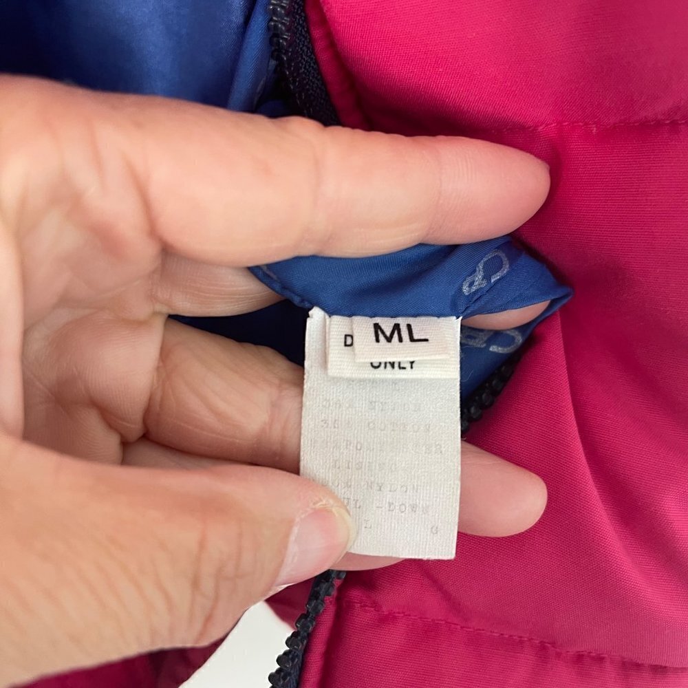 CB Sports Womens Puffer Vest Jacket Size Medium Pink Down Two Way Zipper Pockets - Picture 4 of 8
